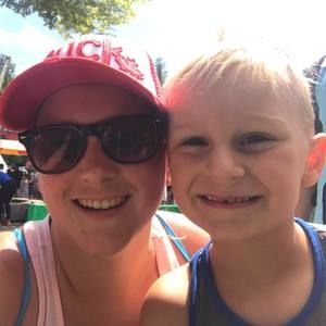 Meet your Posher, Melissa